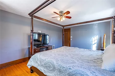 Bedroom - 10 Chimayo Rd, Irondequoit, NY 14617 photo 6 of 7