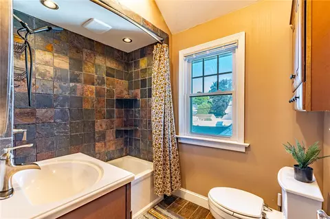 Bath - 10 Chimayo Rd, Irondequoit, NY 14617 photo 1 of 4