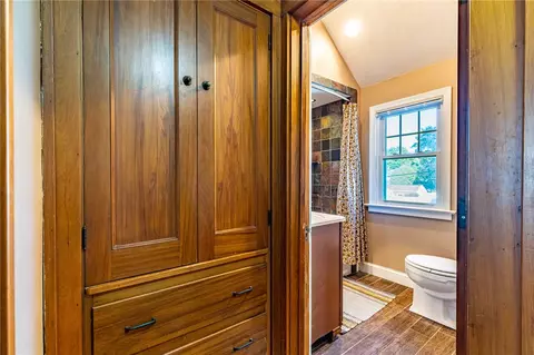 Entry Way - 10 Chimayo Rd, Irondequoit, NY 14617 photo 3 of 4