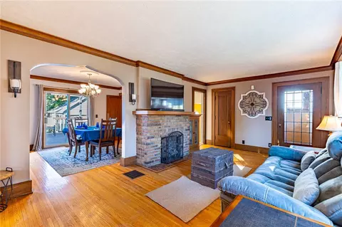 Living - 10 Chimayo Rd, Irondequoit, NY 14617 photo 3 of 3
