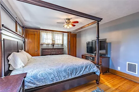 Bedroom - 10 Chimayo Rd, Irondequoit, NY 14617 photo 5 of 7