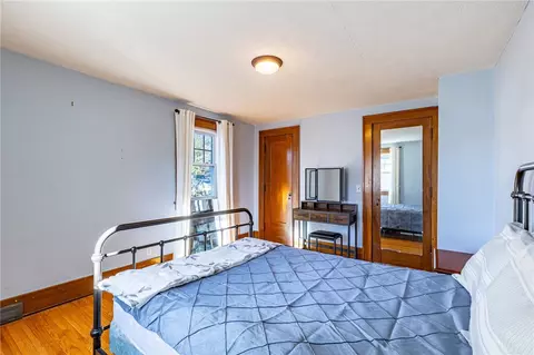 Bedroom - 10 Chimayo Rd, Irondequoit, NY 14617 photo 3 of 7