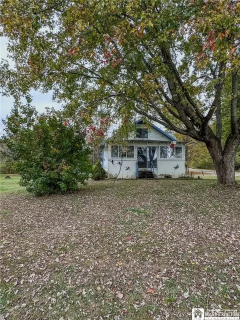 6275 Pierce Rd, Franklinville, NY 14737