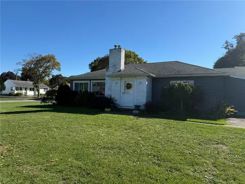 238 Laverne Dr, Greece, NY 14616