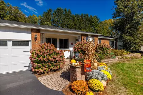 14 Ascot Dr, Chili, NY 14624