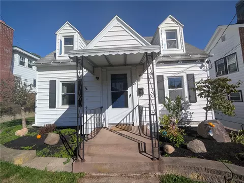 28 Rosedale Ave, Bradford, PA 16701