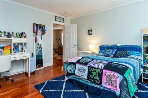 Bedroom - 56 E Main St, Avon, NY 14414 photo 4 of 6