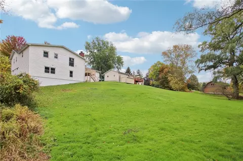 Exterior - 561 Whiting Rd, Webster, NY 14580 photo 6 of 6
