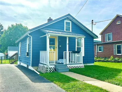 148 Seneca St, Corning, NY 14830