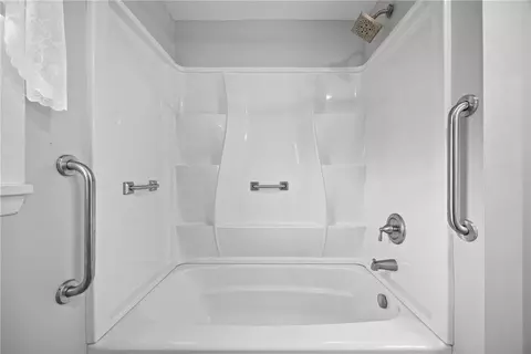 Bath - 1145 Whitlock Rd, Irondequoit, NY 14609 photo 2 of 3
