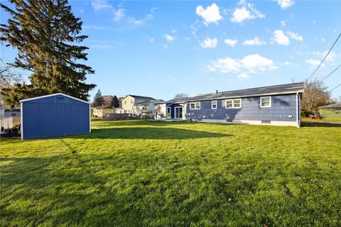 Exterior - 1145 Whitlock Rd, Irondequoit, NY 14609 photo 5 of 8