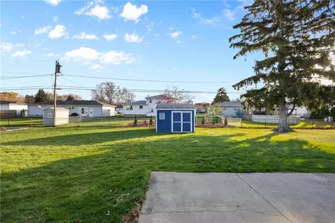 Exterior - 1145 Whitlock Rd, Irondequoit, NY 14609 photo 3 of 8