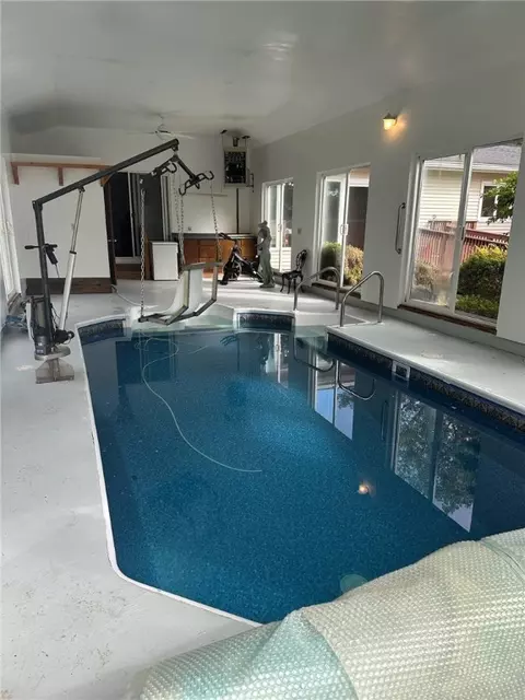 Exterior - 675 Maple Dr, Webster, NY 14580 photo 7 of 16