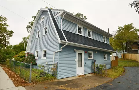 7 Forest Rd, East Rochester, NY 14445