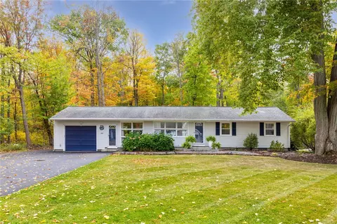 169 Straub Rd, Greece, NY 14626