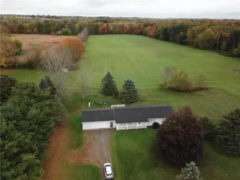 3550 Baker Rd, Walworth, NY 14568