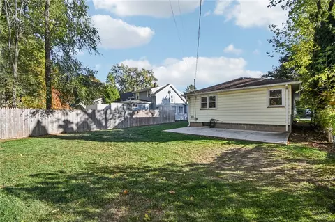 Exterior - 938 Whitlock Rd, Irondequoit, NY 14609 photo 5 of 6