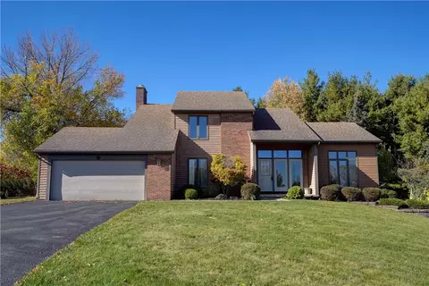 3025 Canandaigua Rd, Macedon, NY 14502