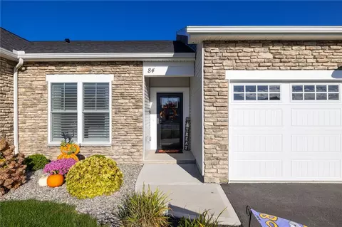 84 Autumn Leaf Trl, Webster, NY 14580 photo 2