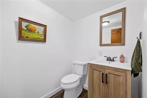 Bath - 203 Thurlow Ave, Irondequoit, NY 14609 photo 1 of 3