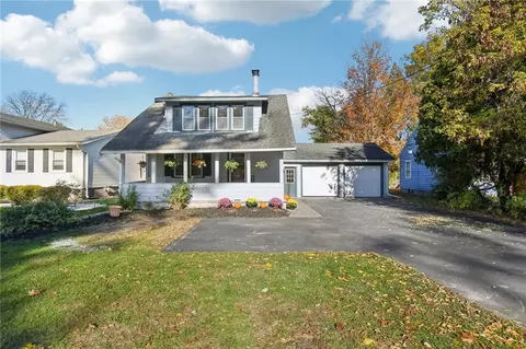 2844 Chili Ave, Chili, NY 14624