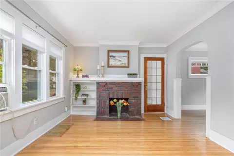 Living - 115 Spencer Rd, Irondequoit, NY 14609 photo 1 of 1