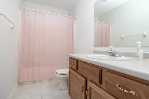 Bath - 178 Cranbrook Ter, Webster, NY 14580 photo 1 of 2