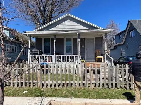 28 Helena St, Rochester, NY 14605