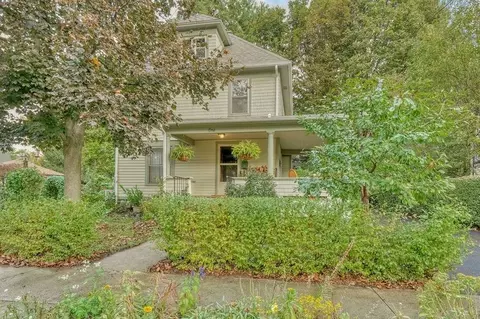 1 Saint Marks St, Le Roy, NY 14482