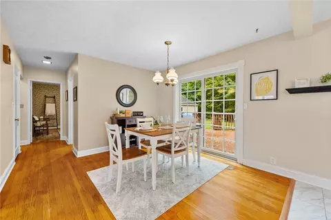 Dining - 4 Sunset Dr, Lyons, NY 14489 photo 3 of 4