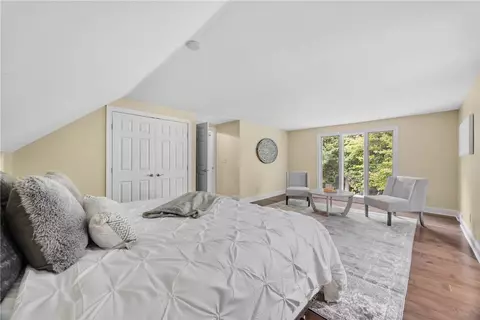 Bedroom - 4 Sunset Dr, Lyons, NY 14489 photo 5 of 8