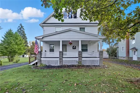 1360 Lake Rd, Hamlin, NY 14464