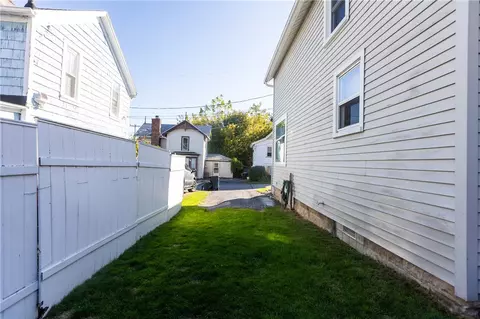 Exterior - 50 Oberlin St, Irondequoit, NY 14622 photo 11 of 11