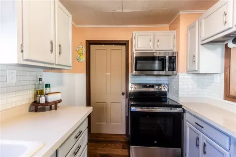 Kitchen - 50 Oberlin St, Irondequoit, NY 14622 photo 4 of 4