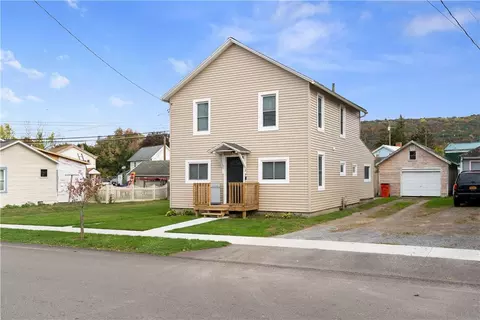 3 Jefferson St, North Dansville, NY 14437