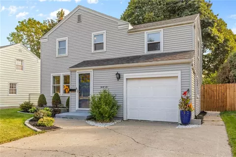 35 Drexmore Rd, Rochester, NY 14610