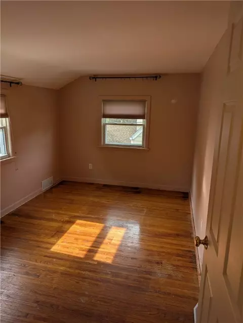 Bedroom - 227 Coolidge Rd, Irondequoit, NY 14622 photo 3 of 4