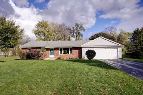 41 Sandle Dr, Perinton, NY 14450