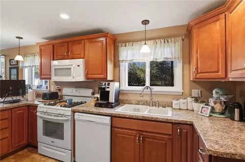 Kitchen - 11955 River Rd, Corning, NY 14830 photo 5 of 6
