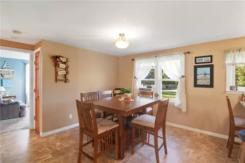 Dining - 11955 River Rd, Corning, NY 14830 photo 2 of 4