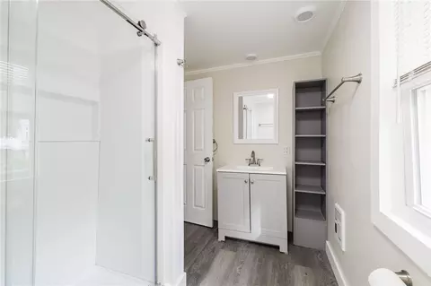 Bath - 44 Beach Ter, Irondequoit, NY 14617 photo 2 of 3