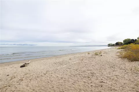 View/Area - 44 Beach Ter, Irondequoit, NY 14617 photo 1 of 2