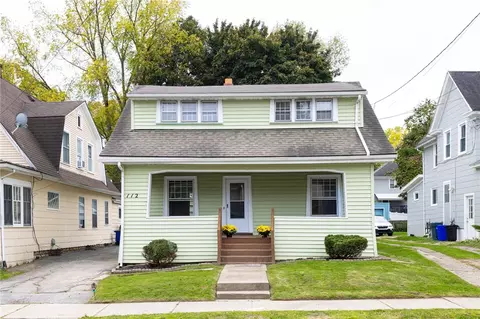 112 W Spruce St, East Rochester, NY 14445