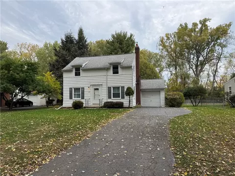 22 Southland Dr, Rochester, NY 14623