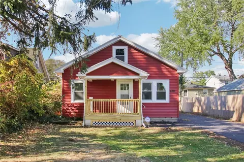 439 Crossfield Rd, Irondequoit, NY 14609
