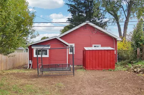 Exterior - 439 Crossfield Rd, Irondequoit, NY 14609 photo 4 of 7