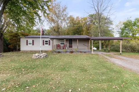 8041 Debusse Rd, Lyons, NY 14489