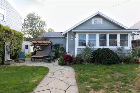 3345 Edgemere Dr, Greece, NY 14612