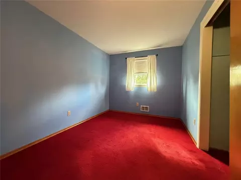 80 Downsview Dr, Gates, NY 14606 photo 9