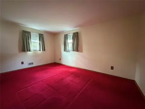 80 Downsview Dr, Gates, NY 14606 photo 10